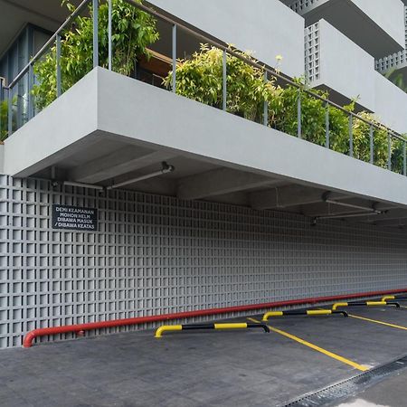 Sans Hotel Rg Living Jogja By Reddoorz Pakualaman Luaran gambar