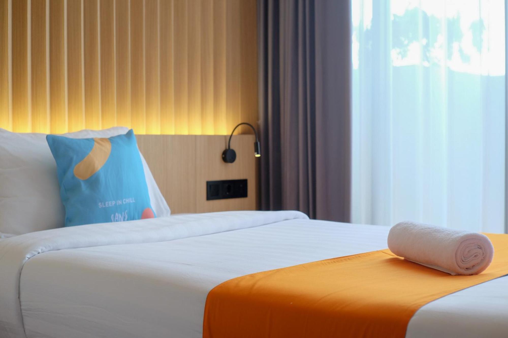 Sans Hotel Rg Living Jogja By Reddoorz Pakualaman Luaran gambar