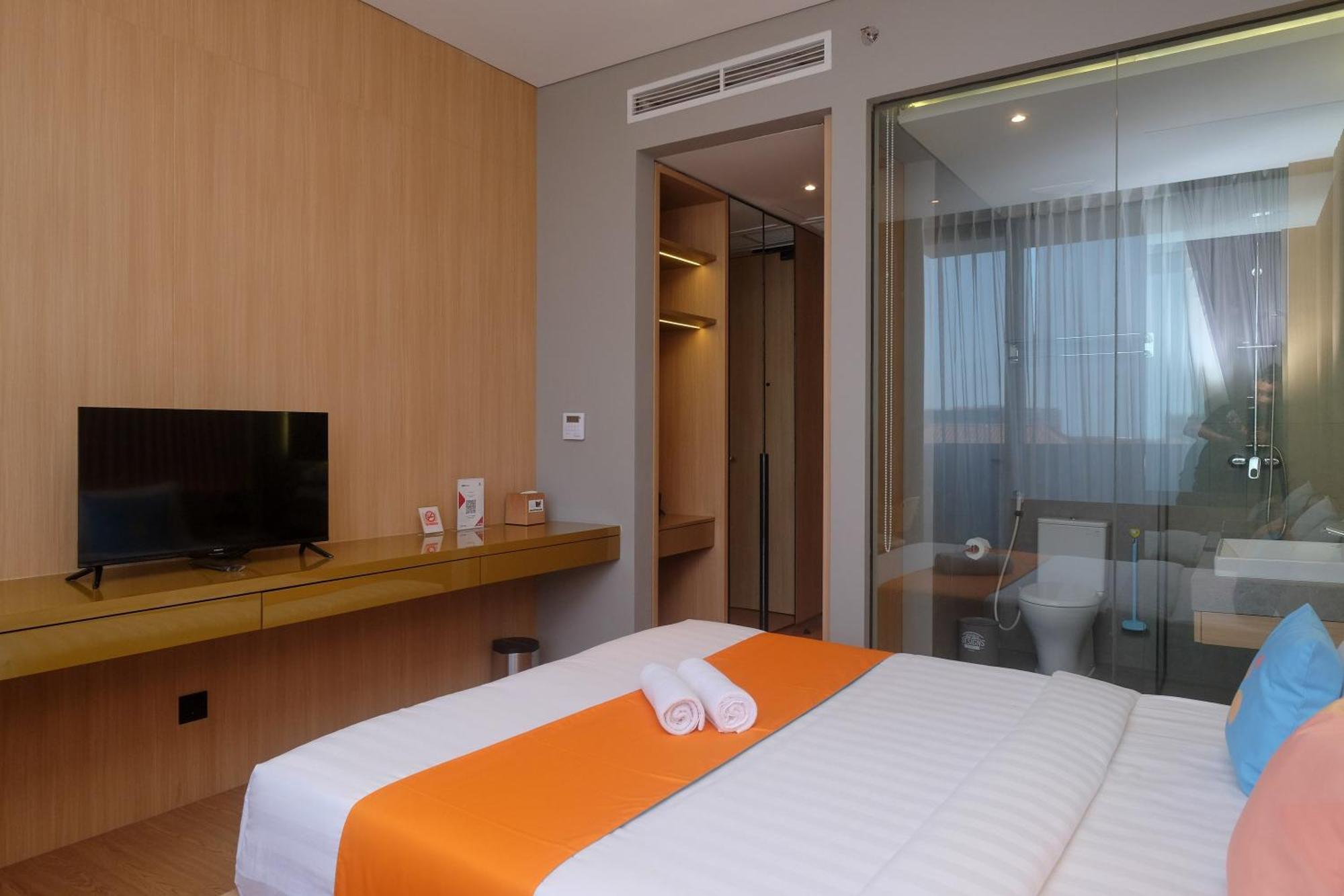 Sans Hotel Rg Living Jogja By Reddoorz Pakualaman Luaran gambar