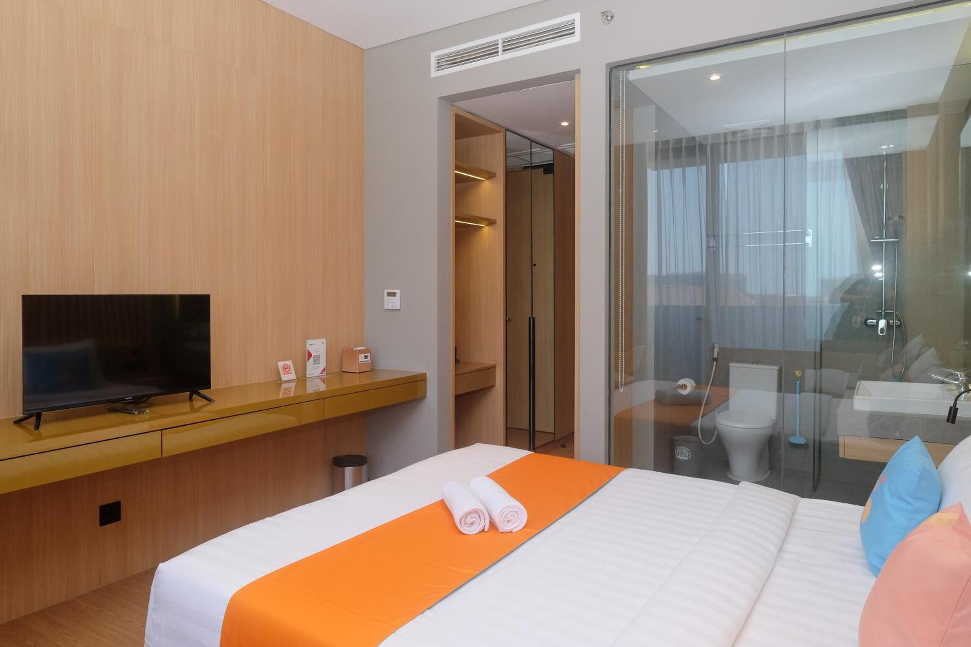 Sans Hotel Rg Living Jogja By Reddoorz Pakualaman Luaran gambar