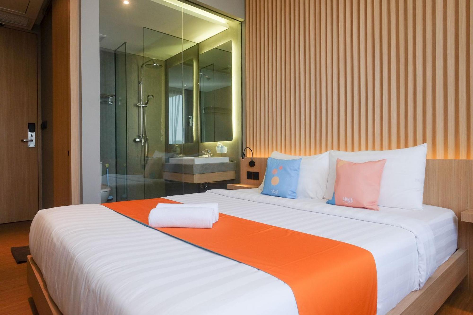 Sans Hotel Rg Living Jogja By Reddoorz Pakualaman Luaran gambar